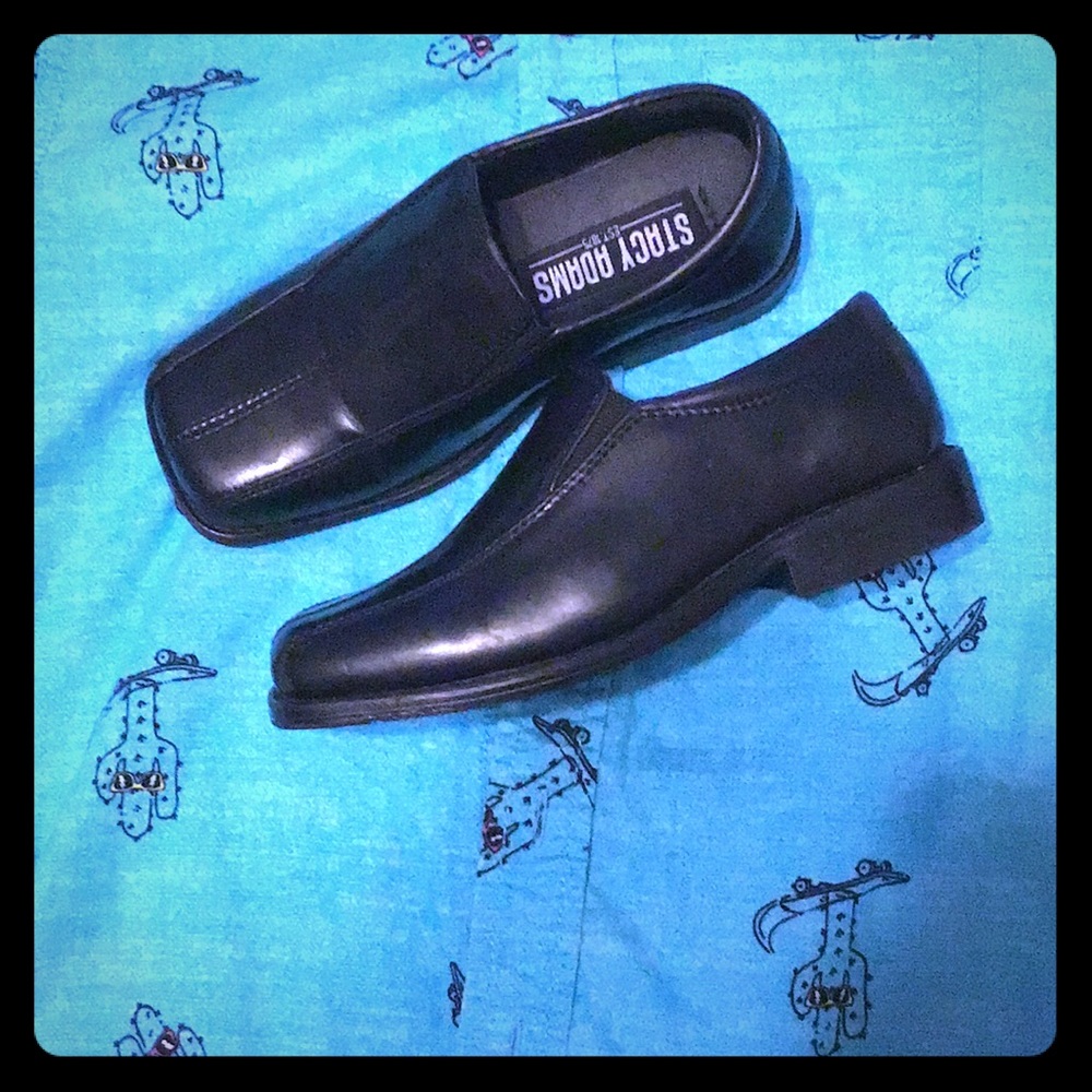 Boys Stacy Adams black size 11M Dress shoes